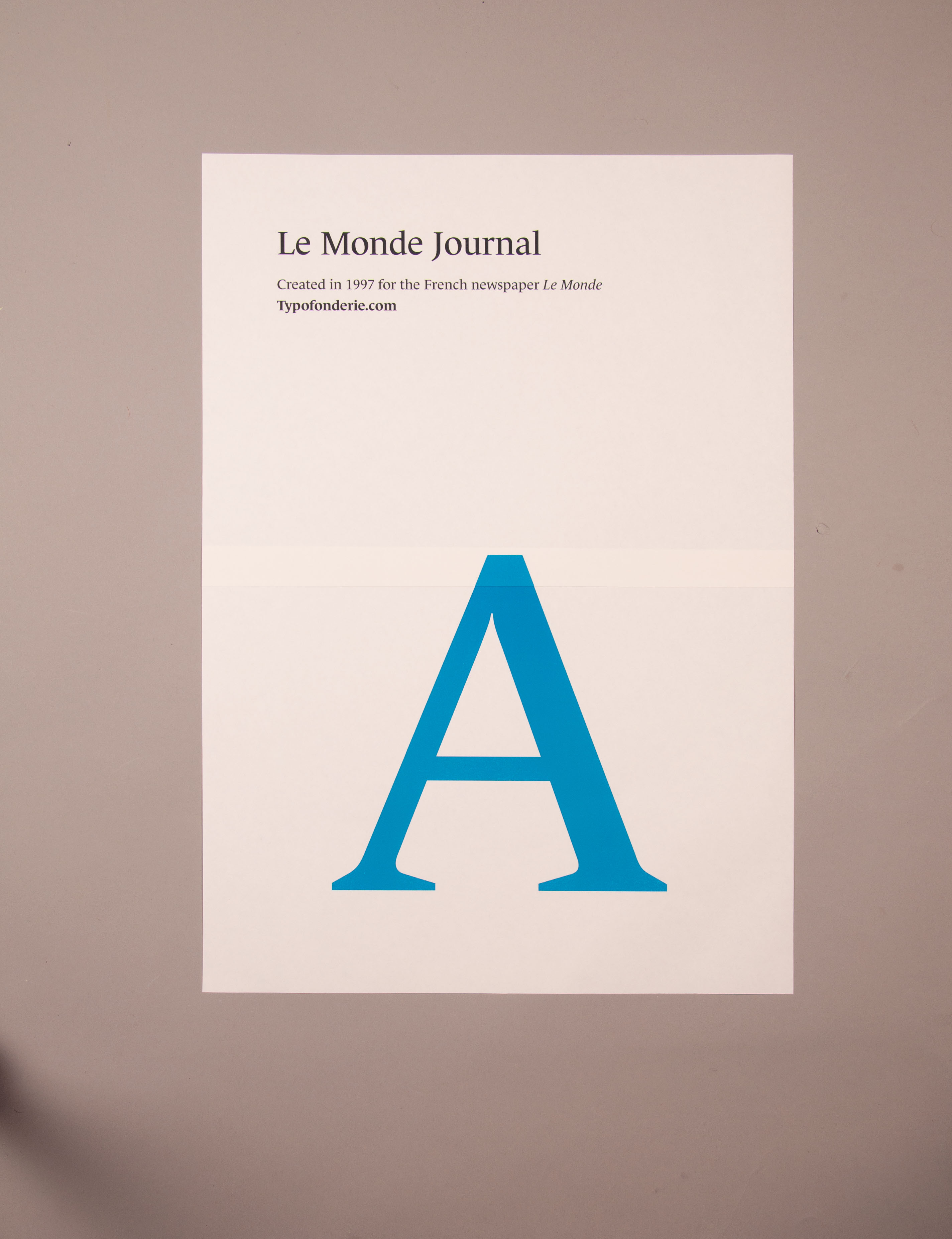 Le Monde typeface poster